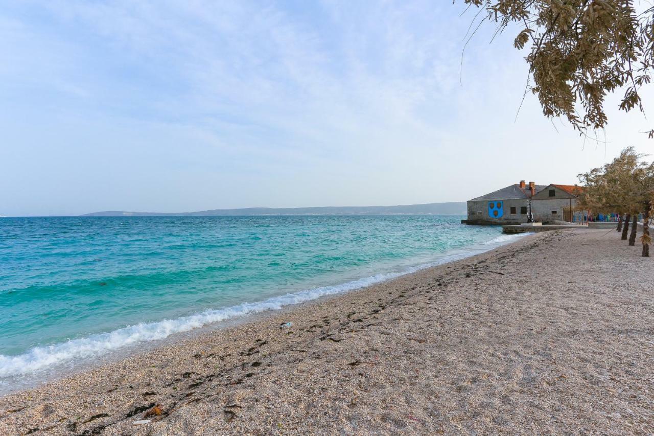 Seafront Apartment In Historical Cippico Castle Kaštela Εξωτερικό φωτογραφία